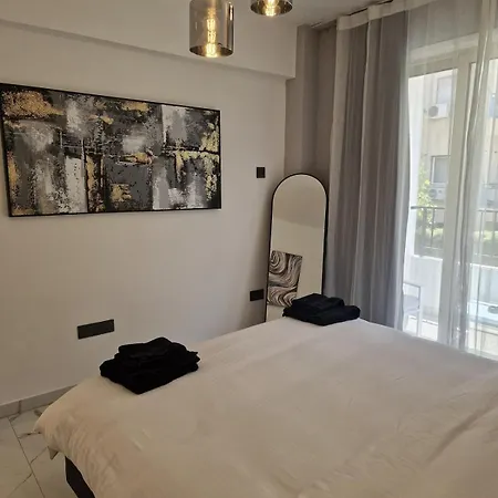 Modern Flat With Playroom! Apartment