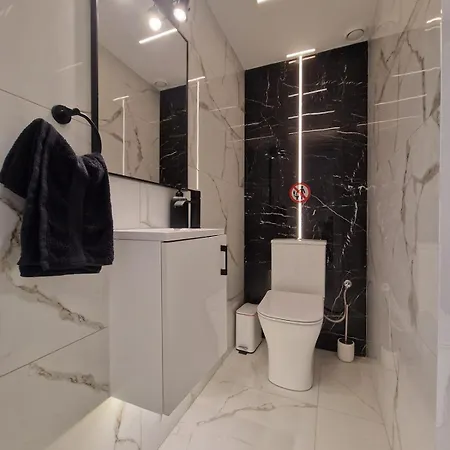 Modern Flat With Playroom! Larnaca